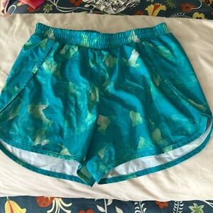 Girls active shorts